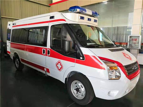 正宁县福特V362救护车